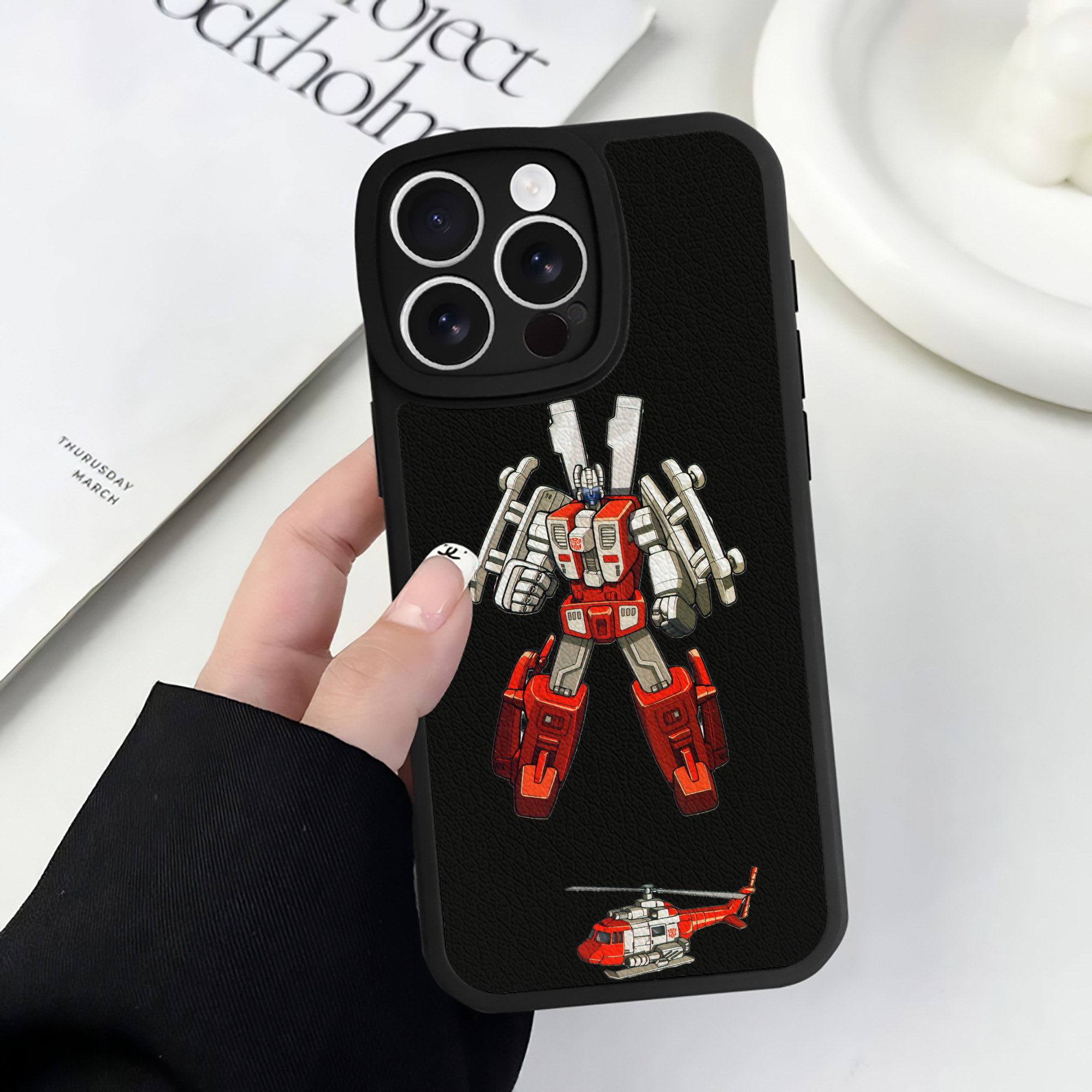 （画像用）  【iPhone 16シリーズ対応】シリコンスマホケース（レザー調） 材質：シリコン